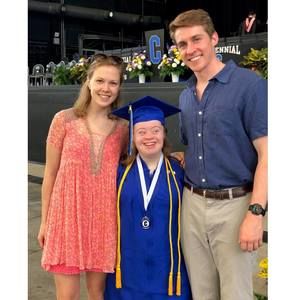 Meet your Posher, Zach